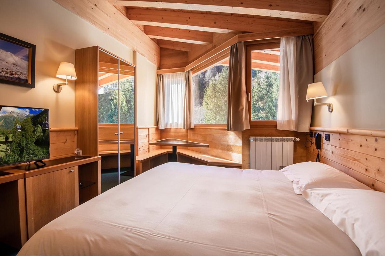 Hotel Garni Pegra Ponte Di Legno Zewnętrze zdjęcie